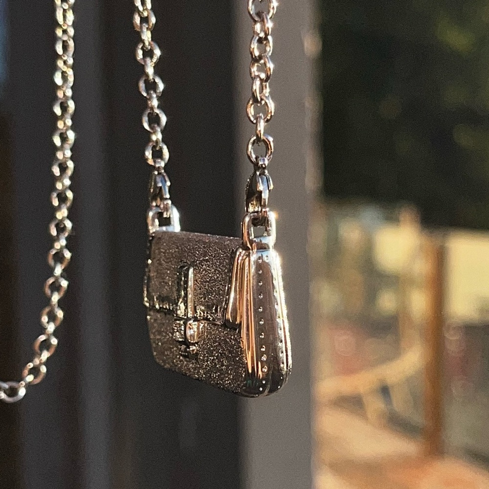 Fendi: Baguette Bag Silver Necklace *RARE* - Picture 9 of 10